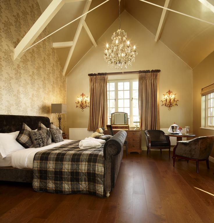 The Coed-Y-Mwstwr Hotel Бридженд Экстерьер фото