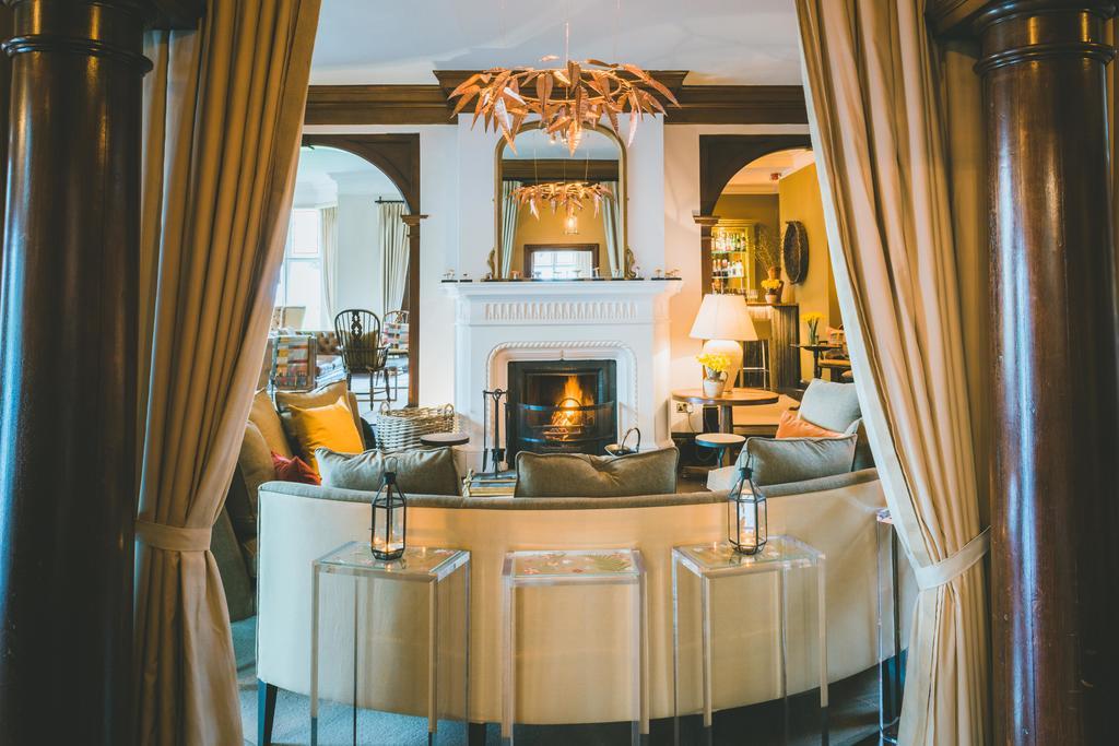 The Coed-Y-Mwstwr Hotel Бридженд Экстерьер фото