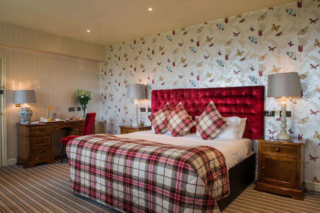 The Coed-Y-Mwstwr Hotel Бридженд Экстерьер фото