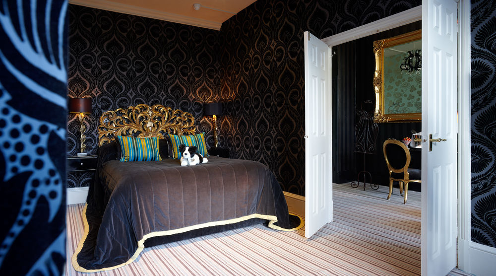 The Coed-Y-Mwstwr Hotel Бридженд Экстерьер фото